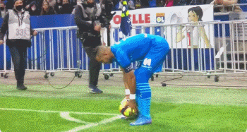 侠记：莫兰特喷35岁克莱是废物，可26岁的他命中率35+16