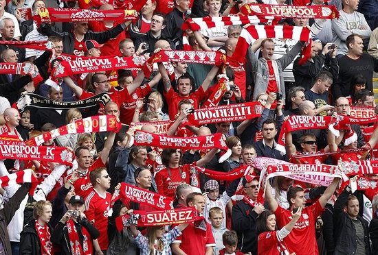 德比即将打响！枪手热刺发布对阵海报：萨卡、西蒙斯等人出镜（北伦敦德比倒计时！阿森纳与热刺发布对阵海报：萨卡、西蒙斯领衔亮相）