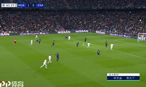 随着罗马2-1掀翻领头羊,波尔图3-0,里昂6-0,欧联最新积分榜出炉（欧联积分榜刷新：罗马2-1击倒领头羊，波尔图3-0，里昂6-0大捷）